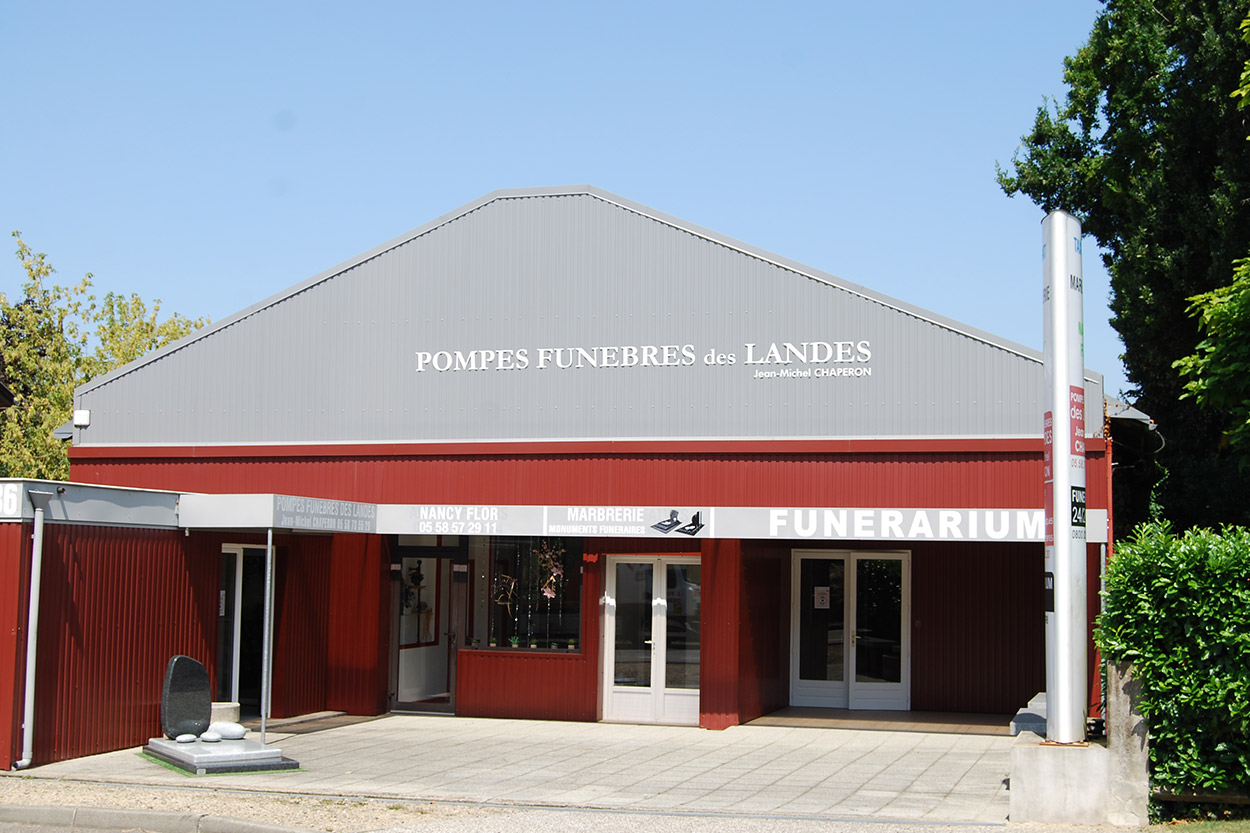 Façade du funérarium Pompes Funèbres des Landes à Tartas